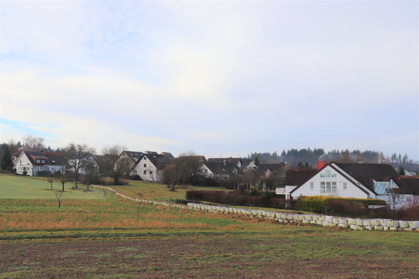 Blick auf den zu schützenden Bereich an der Fliederstraße. Foto: Gemeinde Karlsbad